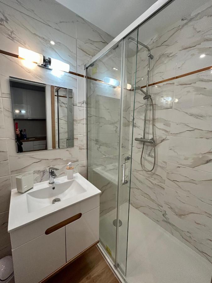 Apartamenty Pl. Wolnosci 6 Poznań Esterno foto